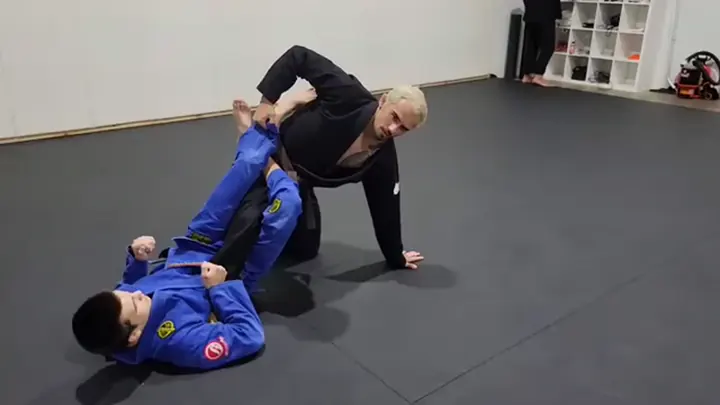 50/50 to Leg Drag Bolo